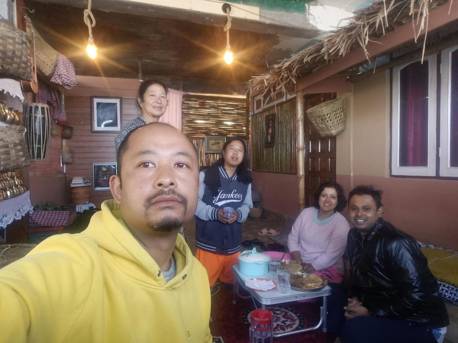 The Sunset Nest Offbeat Homestay Νταρτζίλινγκ Εξωτερικό φωτογραφία