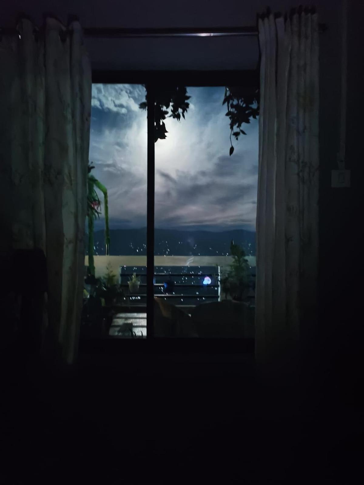 The Sunset Nest Offbeat Homestay Νταρτζίλινγκ Εξωτερικό φωτογραφία